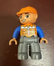 LEGO DUPLO 47394pb156a Construction Worker Orange Hard Hat Safety Vest Figure