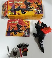 LEGO Castle 6007 Bat Lord with Dragon – Minifigures