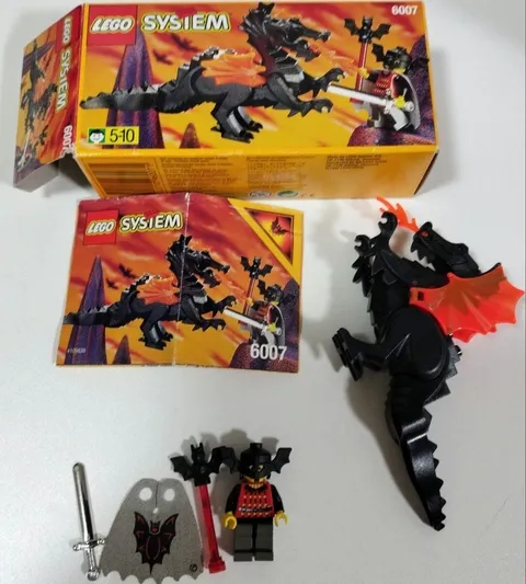 LEGO Castle 6007 Bat Lord with Dragon – Minifigures