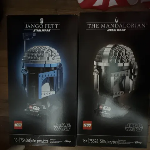 LEGO Star Wars Jango Fett AND Mandalorian Helmets