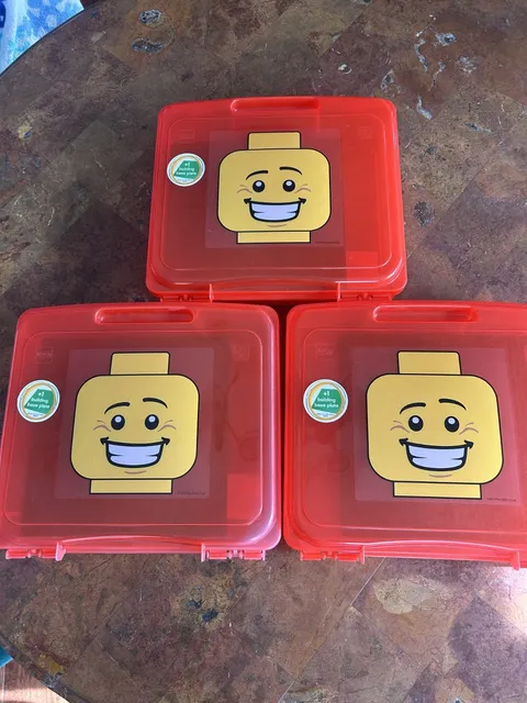 LEGO Red Project Case 13"x12.4"x3.12" with 10 x 0 Green Baseplate Lot X3