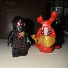 LEGO NINJAGO Minifigure Lot Black Ninja & Red Snake Creature Figure