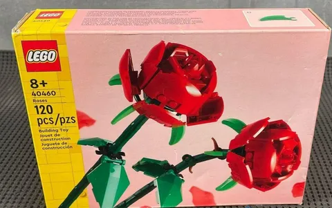 LEGO Botanicals: Roses (40460) New - Sealed