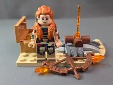LEGO Horizon 77037 ALOY Minifigure with Bow and campfire