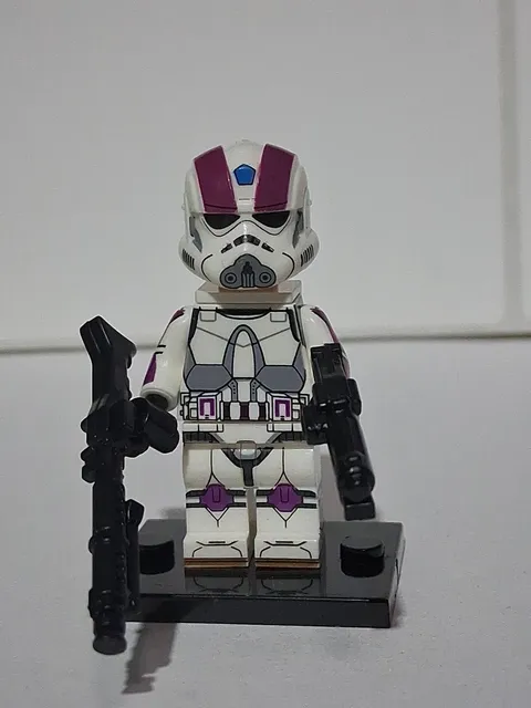 Star Wars  Elite Nova Corp Galactic Marine 21st Clone Purple Trooper Custom Lego