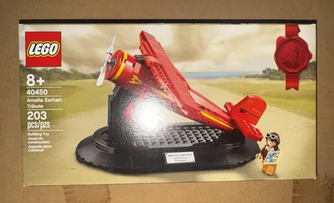 Lego 40450 - Amelia Earhart Tribute - (Brand New/ Factory Sealed)