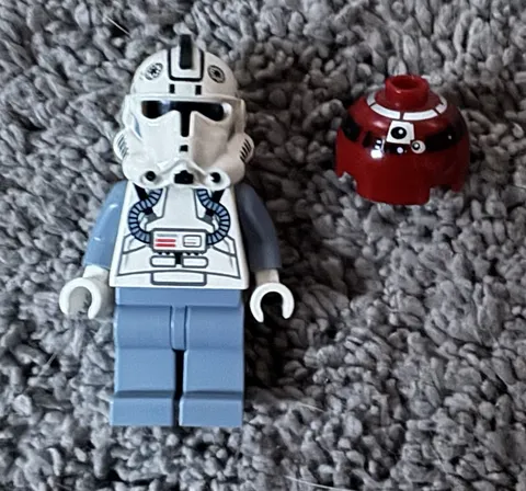 LEGO Star Wars Clone Trooper V-Wing Pilot Minifigure 7259 6205 R4-P17 Droid Dome