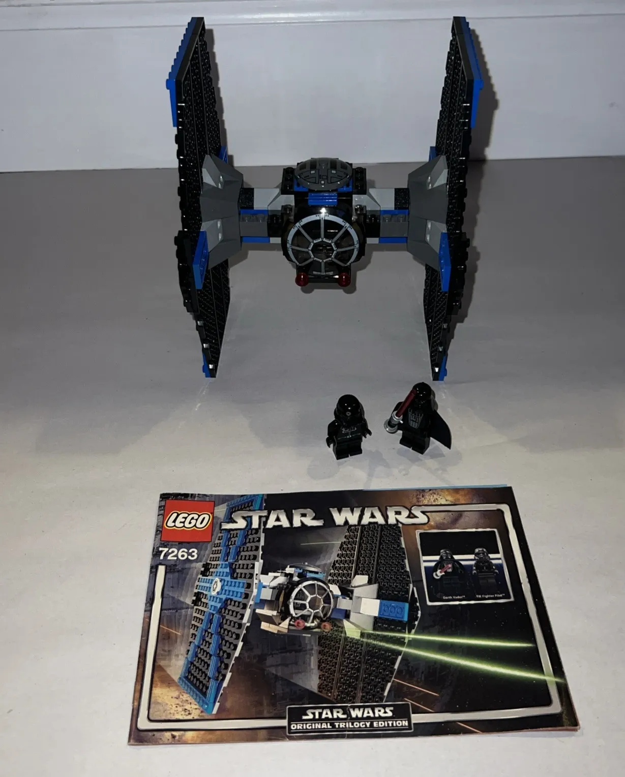 LEGO Star Wars 7263 TIE Fighter 2005 Includes Both Minifigures & Instructions