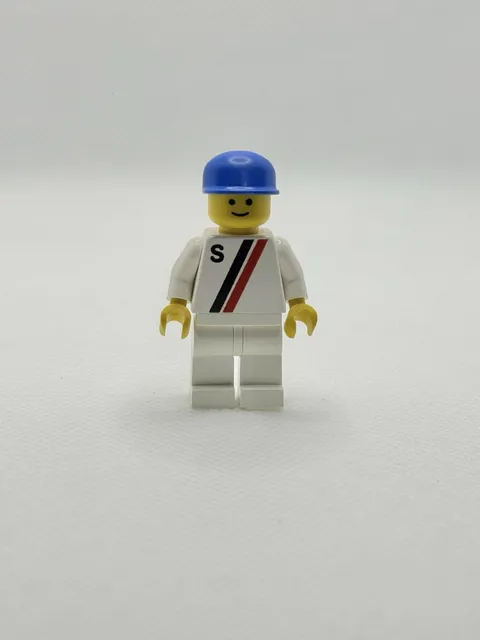 Lego Classic Traffic Minifigure: Road Rebel s009 6644 Blue Cap Red Black Stripe