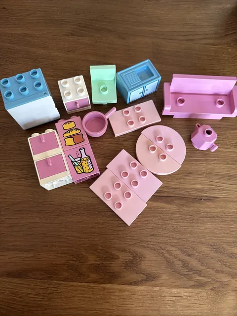 VINTAGE 1992 LEGO DUPLO GRANDMA'S KITCHEN PRESCHOOL SET NO. 2551 Incomplete 