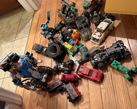 13 lb box of lego & sets boost robot ships  as you see in box