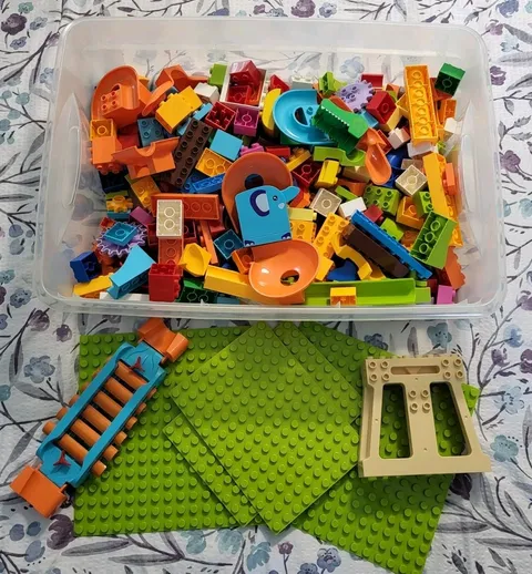 LEGO DUPLO Building Blocks Huge Lot 165+ Pieces, 7.5 pounds!