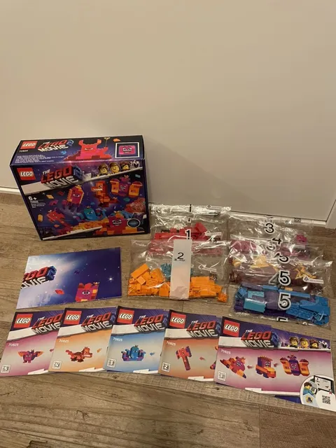 LEGO 70825 The LEGO Movie 2 Queen's Build Anything Box with Face Parts 2019