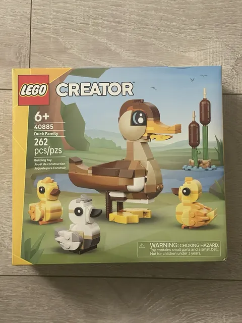 LEGO Creator Duck Family 40885 Building Toy Set 262 Pcs Mother & Ducklings New
