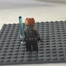 LEGO Star Wars Plo Koon Minifigure sw0198 Jedi Master Clone Wars W/ Lightsaber