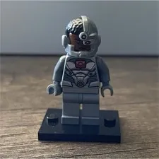 LEGO Cyborg Minifigure