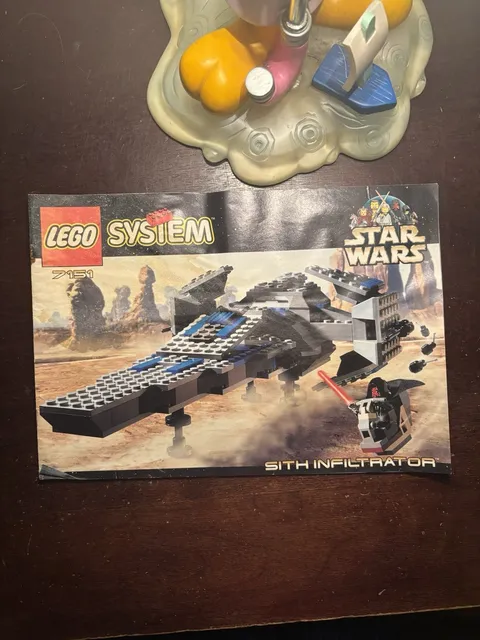 LEGO Star Wars Sith Infiltrator 7151 Illustrated Instruction Manual