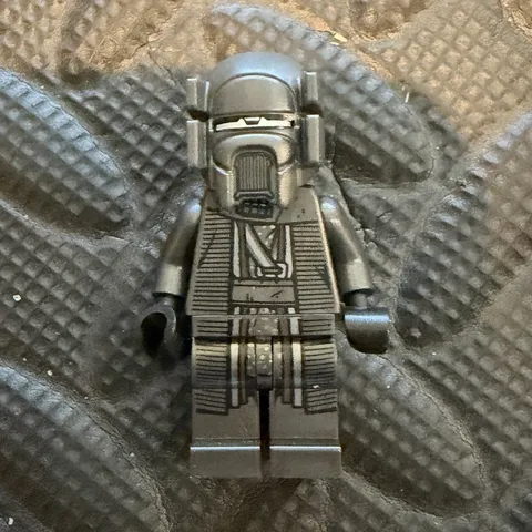 LEGO knight of ren Minifigure w/ Helmet, Plastic
