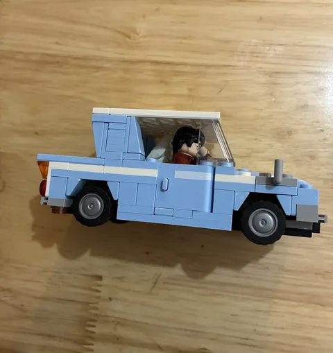 LEGO Harry Potter Flying Ford Anglia 76424 Ron Weasley Hedwig