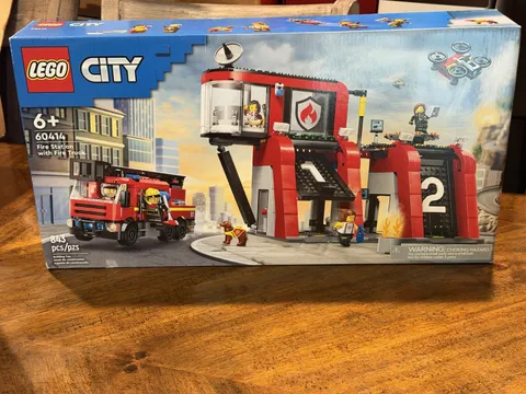 LEGO City Fire Station with Fire Truck 60414 Brand New Factory Sealed