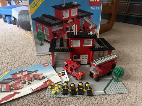 COMPLETE LEGO LEGOLAND Town System 6382 Fire Station Vintage Box Instructions