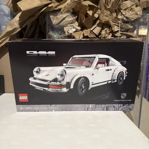 LEGO Icons: Porsche 911 (10295) Damaged Box