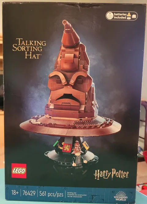 LEGO Harry Potter: Talking Sorting Hat 76429 561 PCS **New Sealed Box**