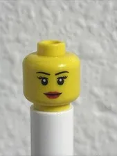 LEGO - Minifig, Head Female with Eyebrows, Eyelashes & Red Lips Smile - Yellow