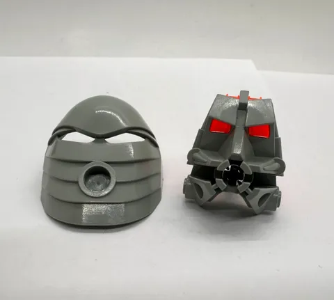 LEGO Bionicle Kanohi Mask Rau (Turaga) 32574 Light Gray & Head