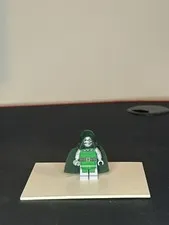 LEGO Marvel Dr. Doom Minifigure sh0052 76005 