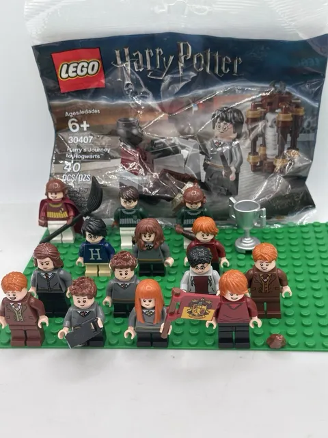 LEGO Harry Potter 14 Minifigure Lot Gryffindor Quidditch Cup Hogwarts 30407