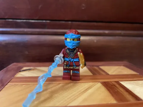 LEGO Ninjago Nya Ninja Minifigure With Neck Piece And Water Element
