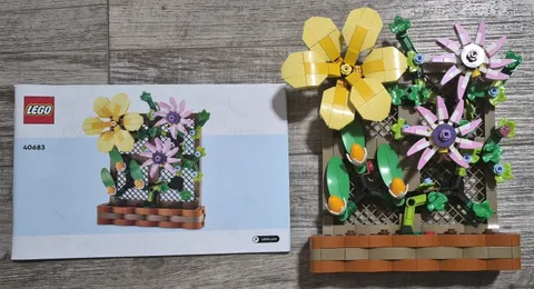 Lego Flower Trellis Display (40683) Exclusive GWP *RETIRED 2023* 100% Complete!