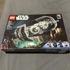 LEGO Star Wars 75347 TIE Bomber 625pc 40th Anniversary Darth Vader
