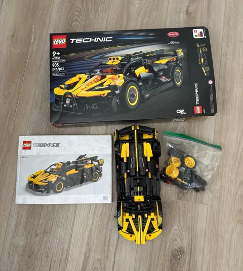 LEGO Technic 42151 Bugatti Bolide Racing Car Set 905 pcs w/ Box & Manual