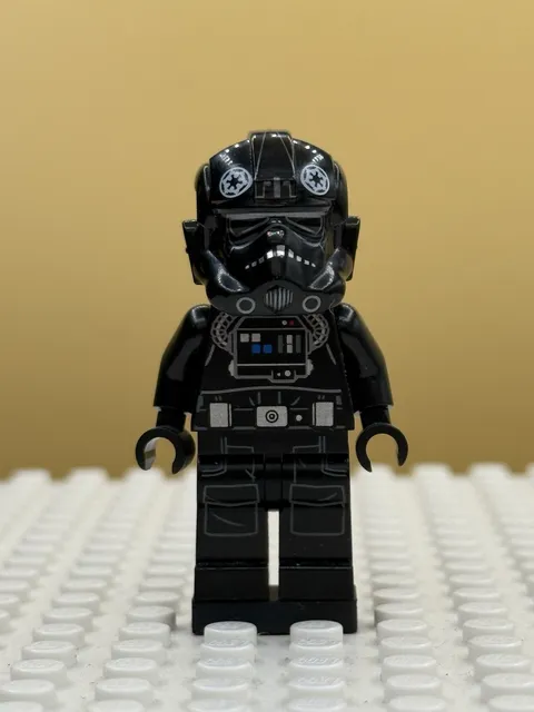 USED LEGO star Wars Imperial TIE Bomber Pilot Set 75347 Sw1251