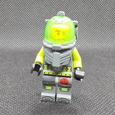 LEGO Atlantis Diver Minifigure w/ Green Helmet/Visor & Backpack Jetpack