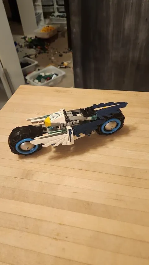 LEGO LEGENDS OF CHIMA: Eglor's Twin Bike (70007)