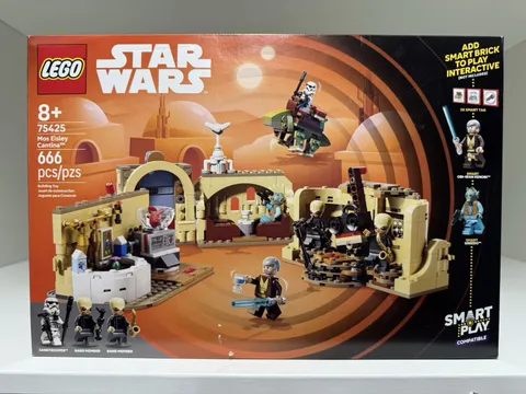 LEGO Star Wars Mos Eisley Cantina 75425 666 pcs Interactive Box 8+