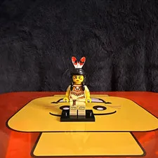 LEGO Minifigure Tribal Woman CMF Series 15