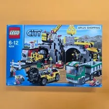 Lego 4204 The Mine 748pcs Factory-Sealed