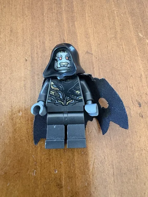 LEGO Marvel Corvus Glaive Minifigure 76103 Avengers Infinity War Authentic