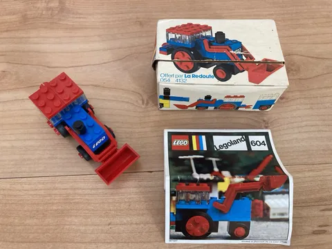 Vintage Lego 604 Promotional Excavator "The Redoubt" Complete with Instructions