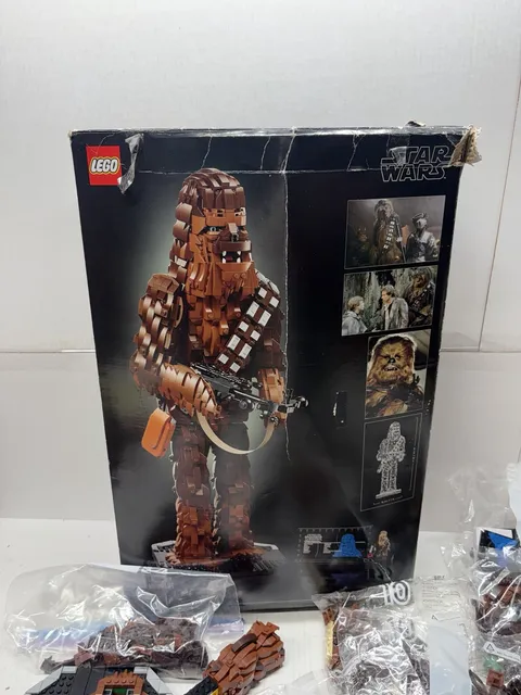 LEGO Star Wars: Chewbacca (75371) Complete Box And Manual 