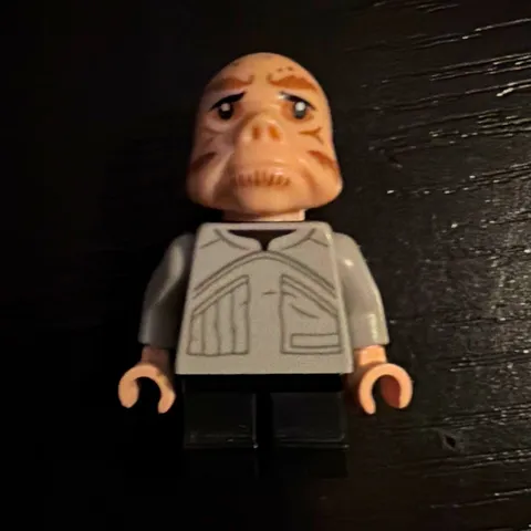 LEGO Star Wars Cloud City Ugnaught Minifigure sw0970 from set 75222  New Cond.