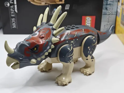 NEW Jurassic World Styracosaurus Custom Lego Dinosaur Figure