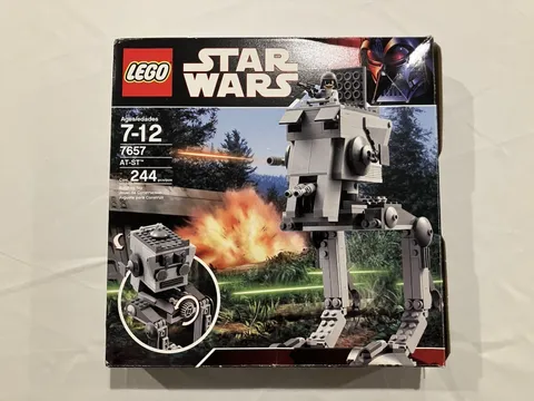 USED - LEGO Star Wars: AT-ST (7657) - COMPLETE SET W/MANUAL - GREAT CONDITION