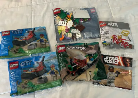 LEGO Polybag Lot of 6, 40313, 30580 X2, 30584,40606, 30605