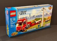 LEGO CITY: Wind Turbine Transport (7747 - New - Sealed in Box