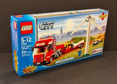 LEGO CITY: Wind Turbine Transport (7747 - New - Sealed in Box